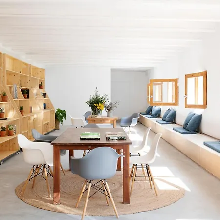 Loft De Diseno En Masia Rural, Cantallops, Girona